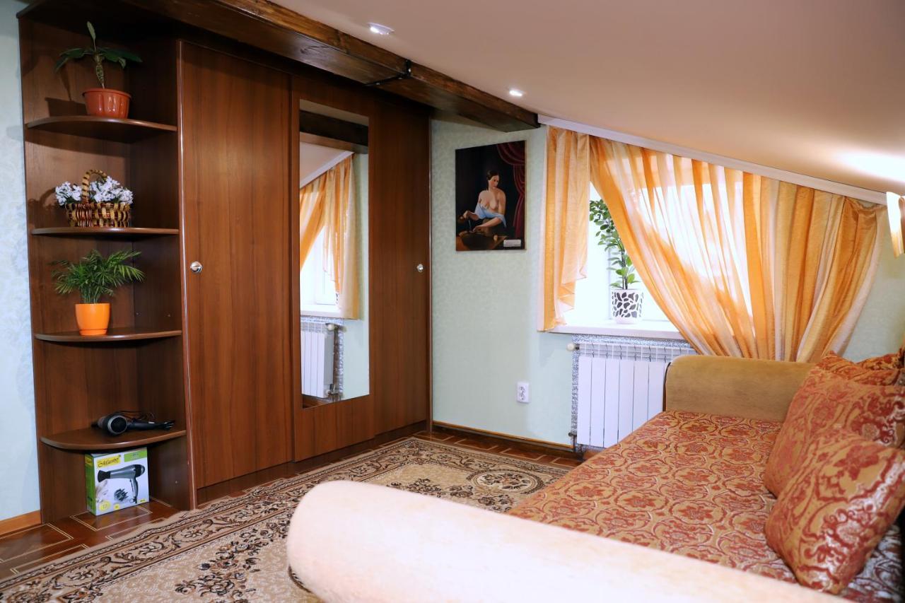 Apartment In Old Town On Zarvanska St Kamianets-Podilskyi Εξωτερικό φωτογραφία